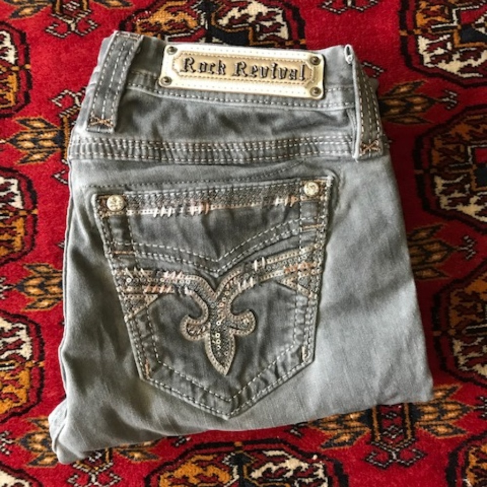 ROCK REVIVAL "Boris" Gray Rose Gold Crop Jeans